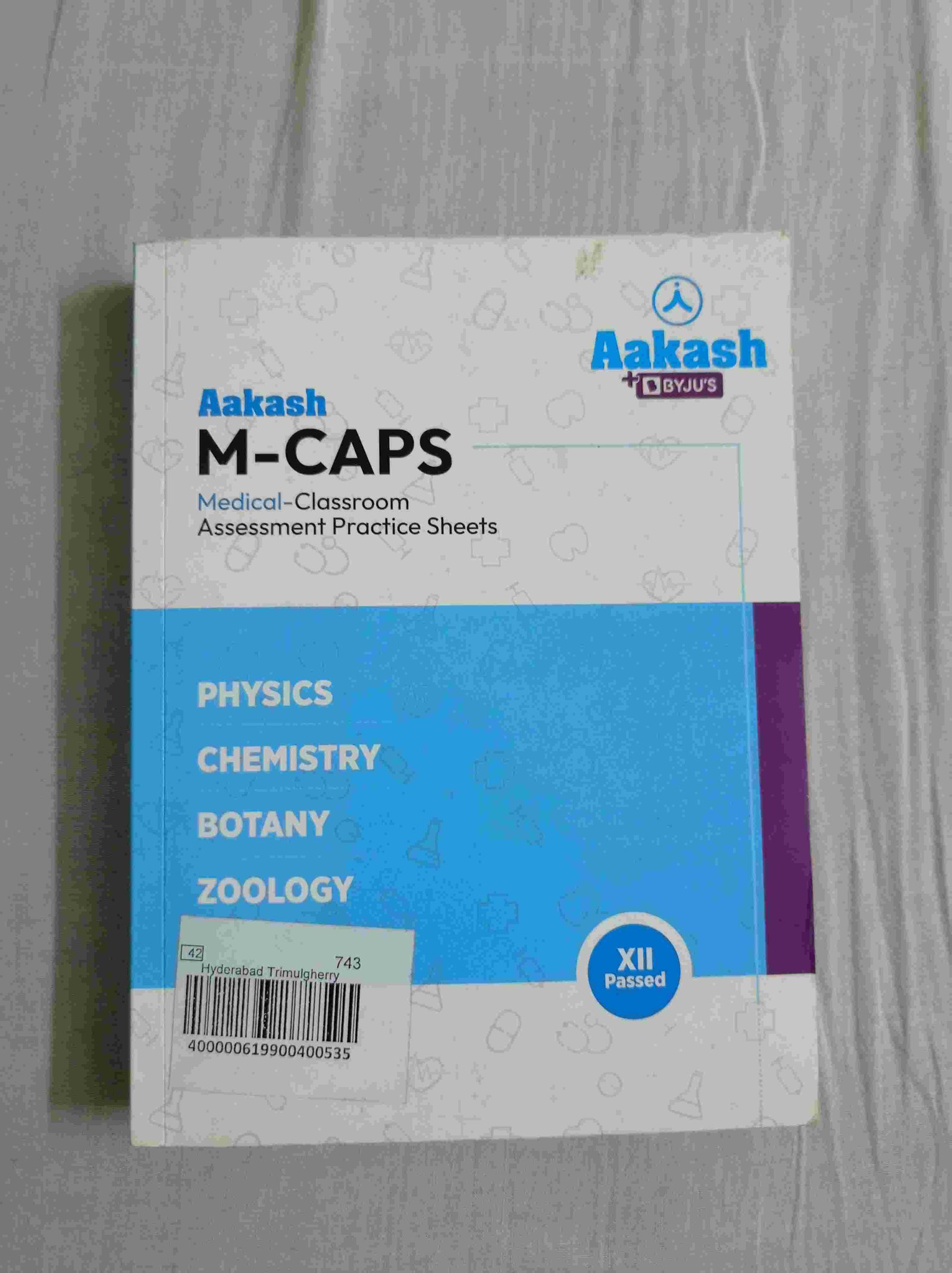 Aakash M-Caps