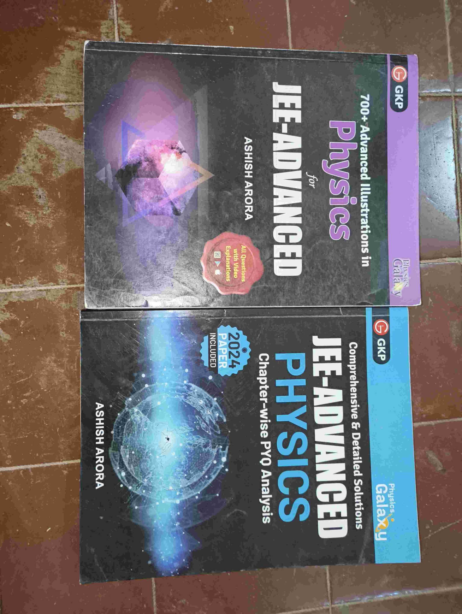 Physics Galaxy 700 illustration problems + pyq