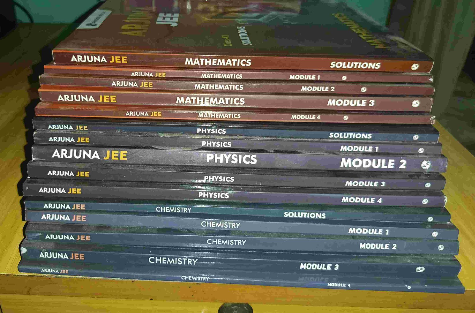 PW Arjuna jee full set