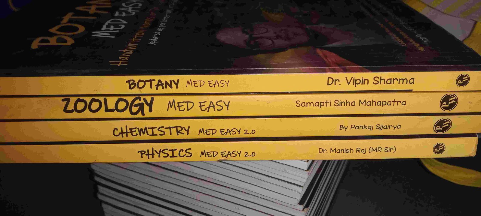 MED EASY BOOK