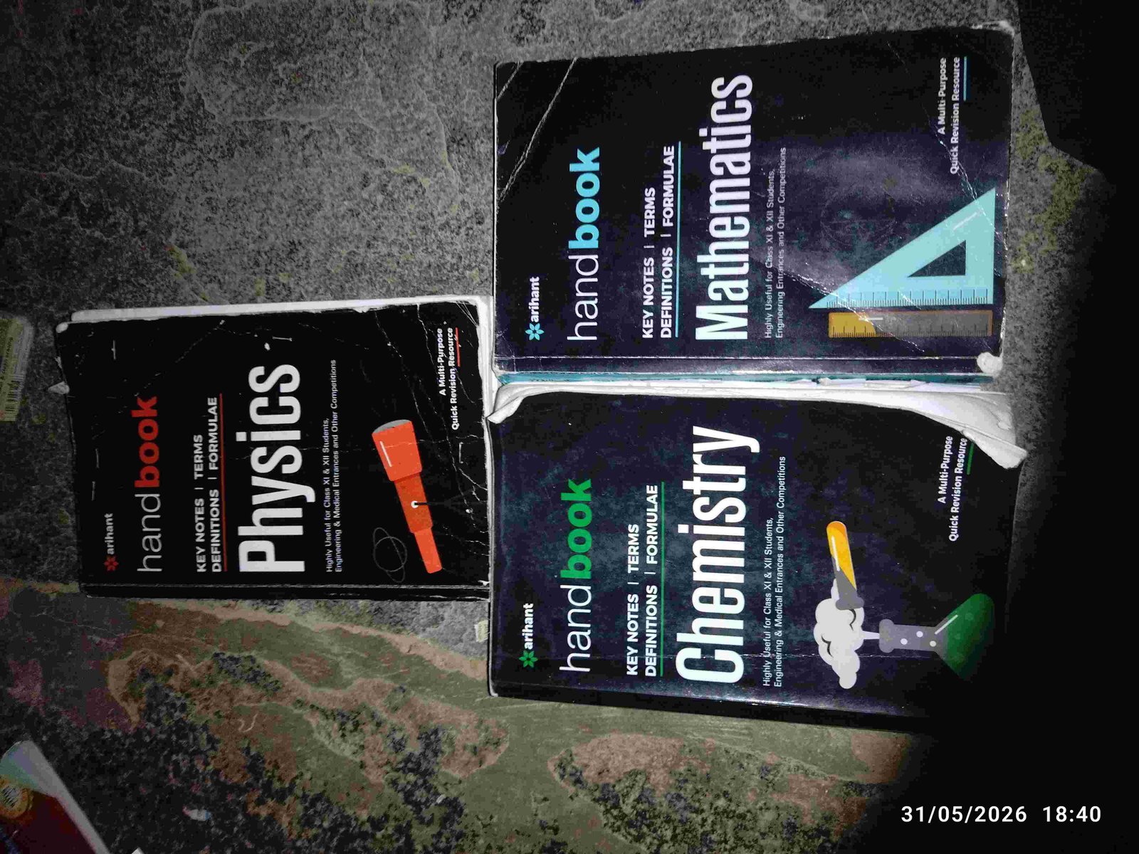 Arihant hand books