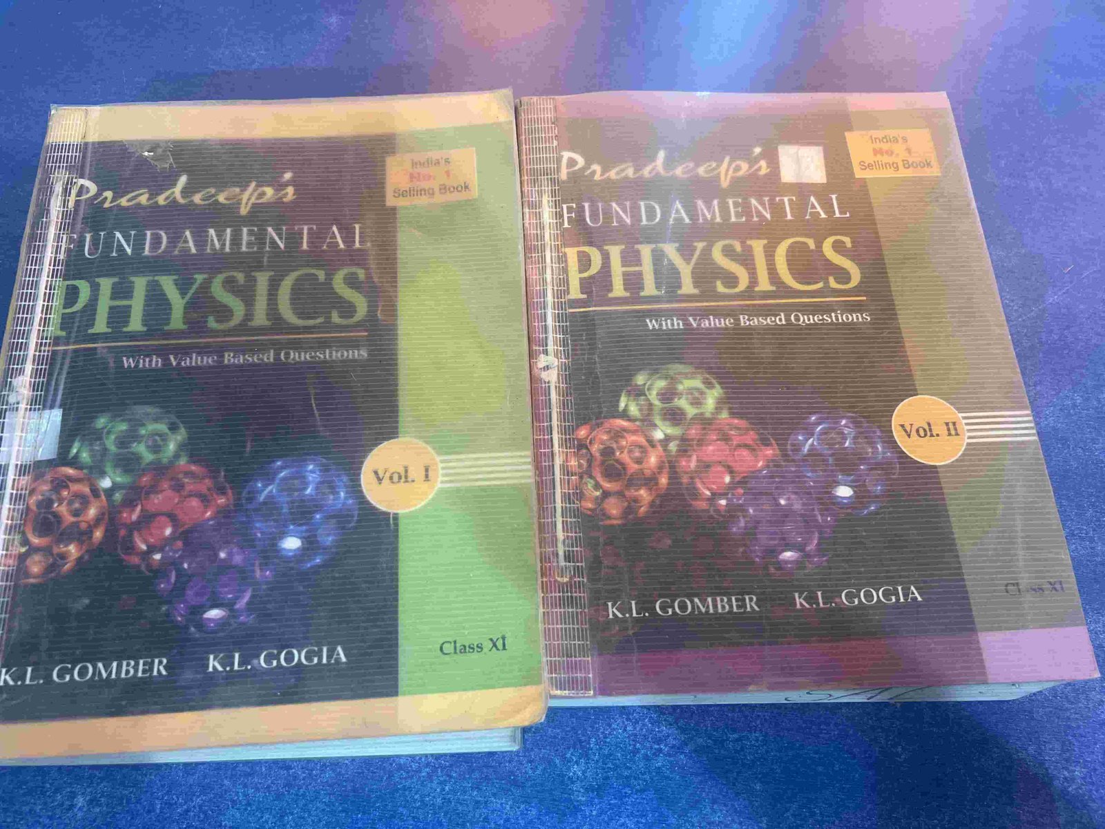 Pradeeps Fundamental Physics Class11 Volume1 and 2