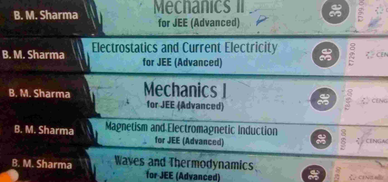 Cengage Physics JEE MAINS and ADVANCED