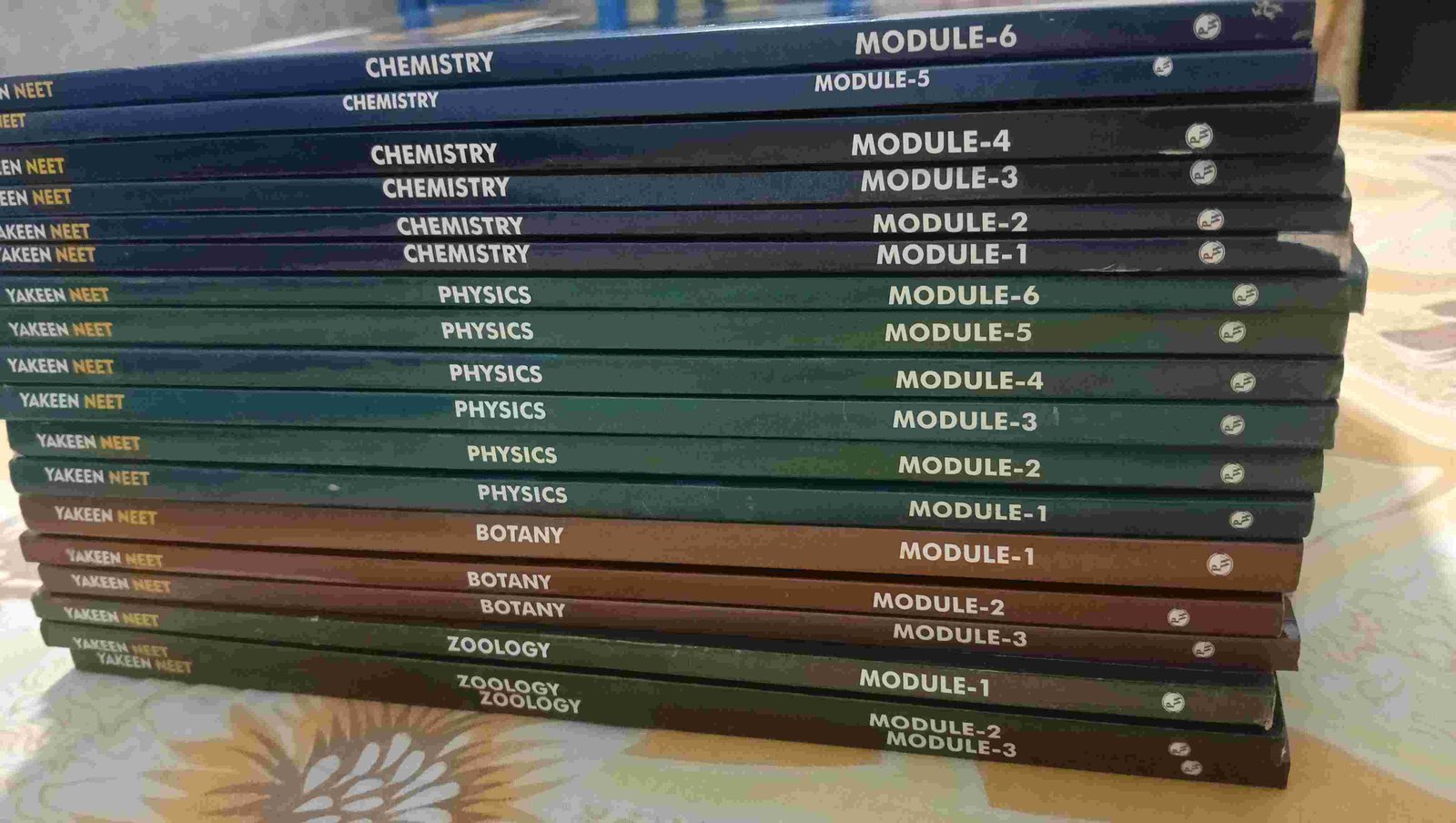 18 Sets of Yakeen PW NEET Modules of 2025. - New Book - Bookaao