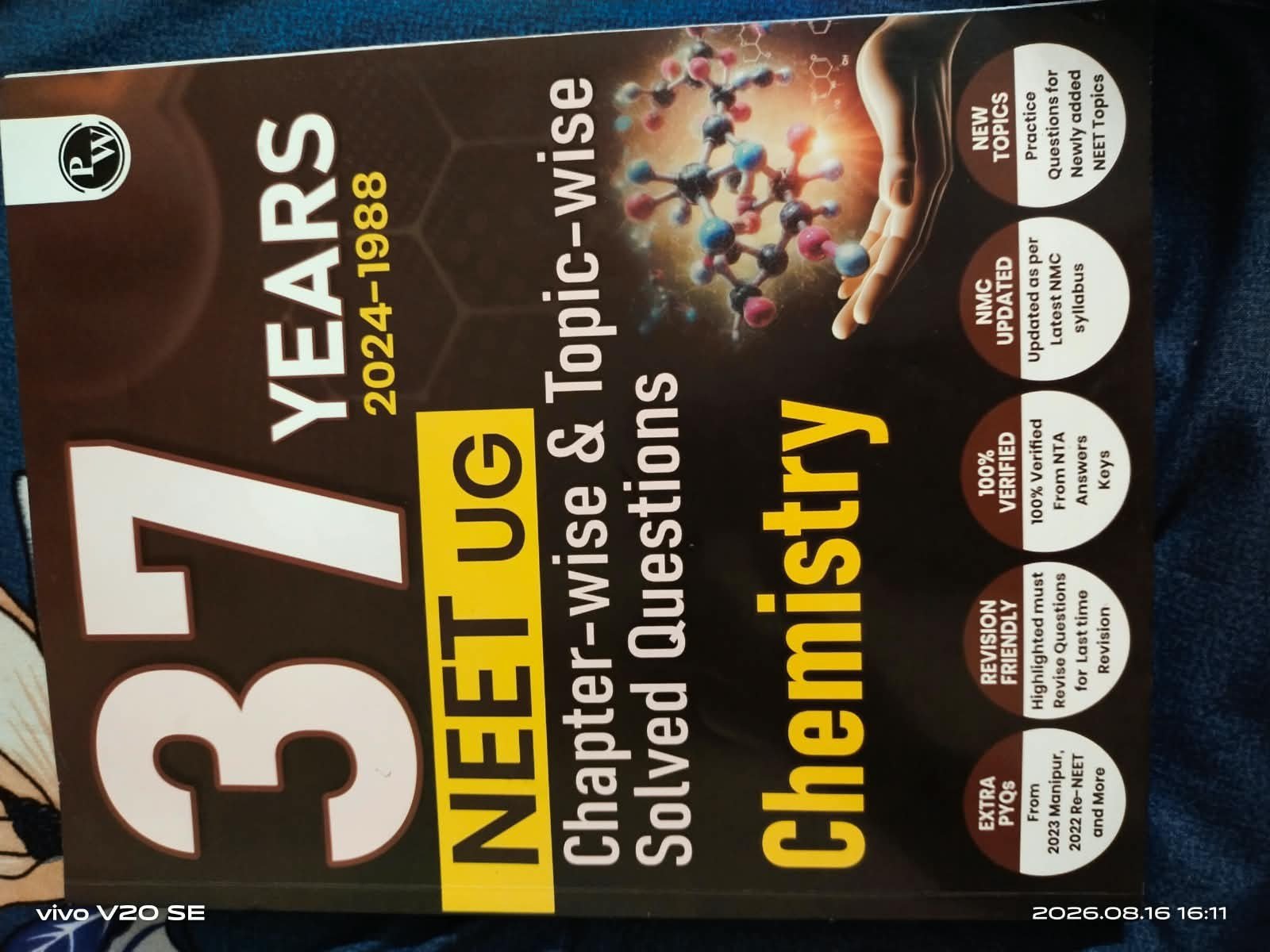 37 years neet ug chapter wise and topic wise - Second Hand - Bookaao