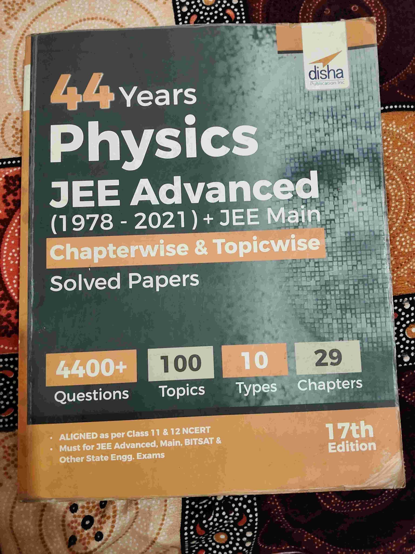 44yr  Physics Jee Advanced+Mains Solved Papers - Second Hand - Bookaao