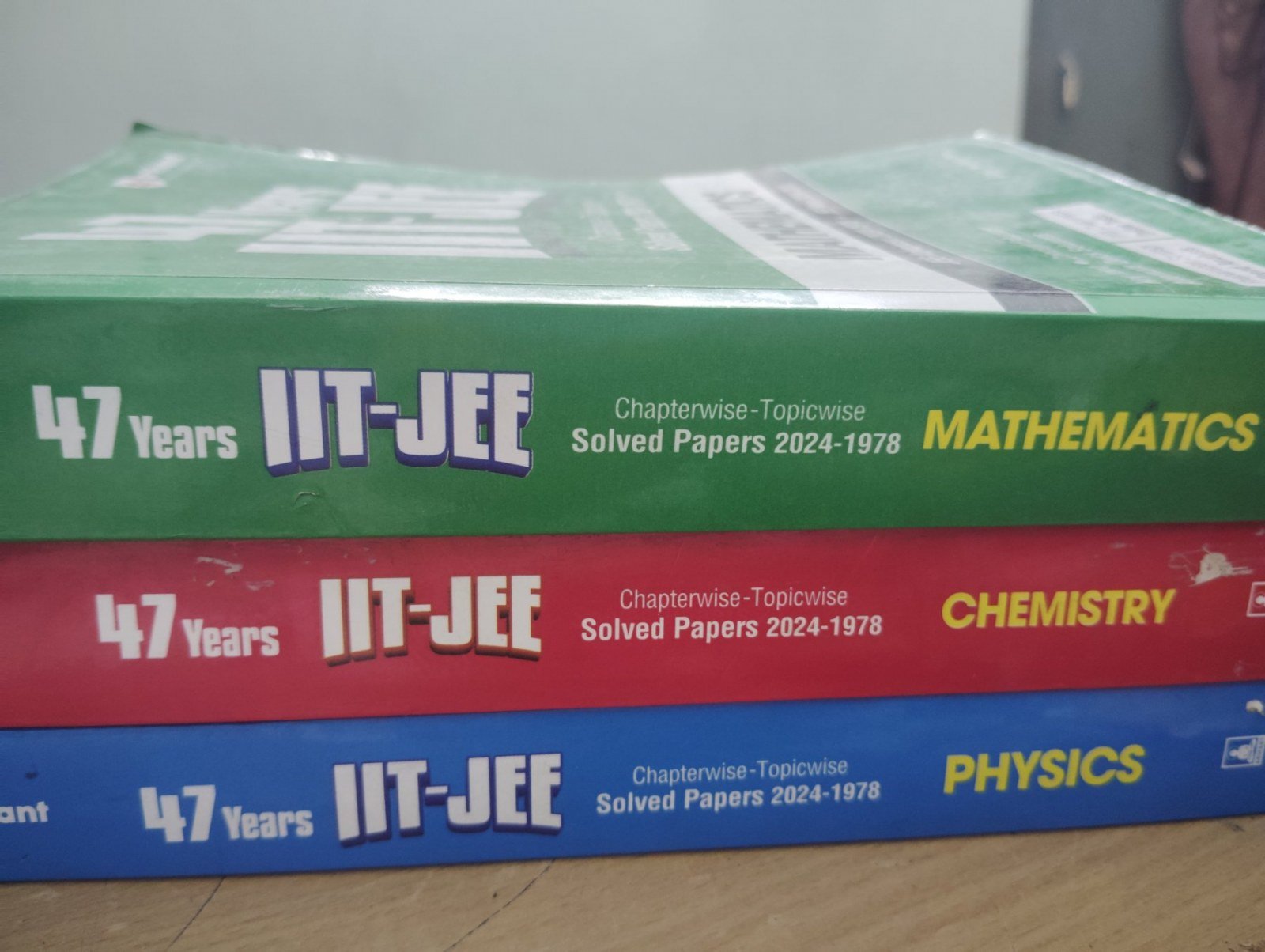 47 years iit jee chapter wise- topic wise  pyq - Second Hand - Bookaao