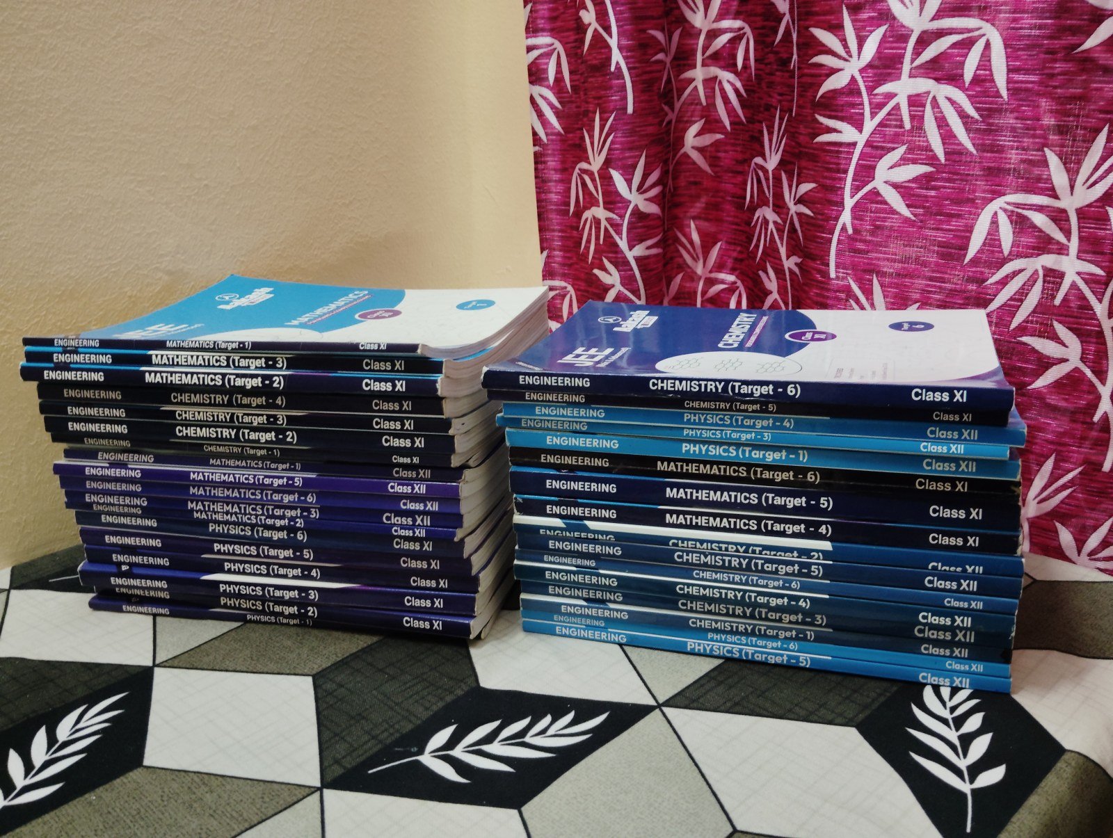 Buy Second Hand Aakash 11th+12th  Modules for JEE (MAIN+ADVANCED) in Bangalore - Bookaao