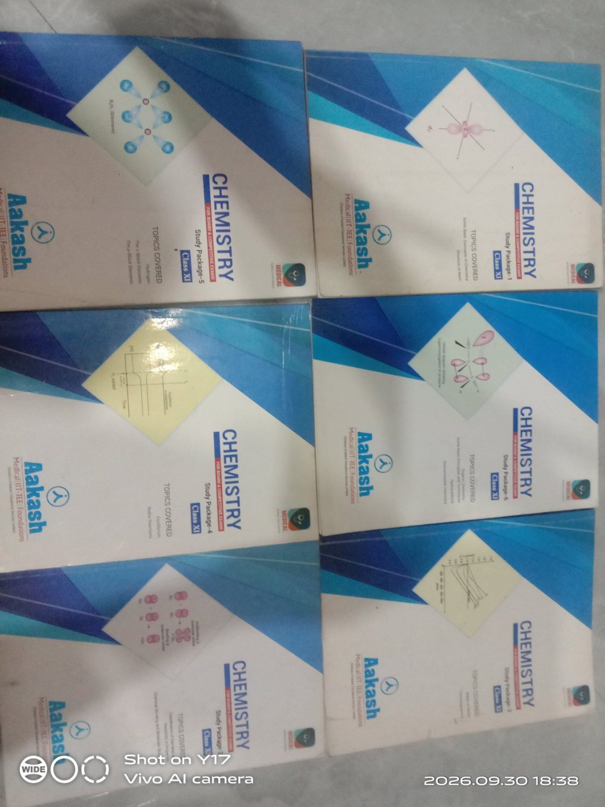 Aakash class 11th Chemistry neet module - Second Hand - Bookaao