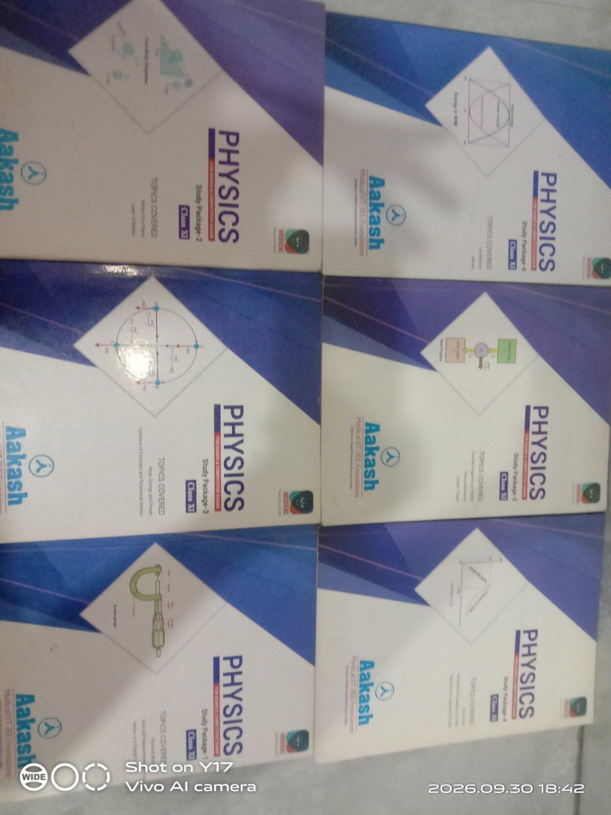 Aakash class 11th physics neet module - Second Hand - Bookaao