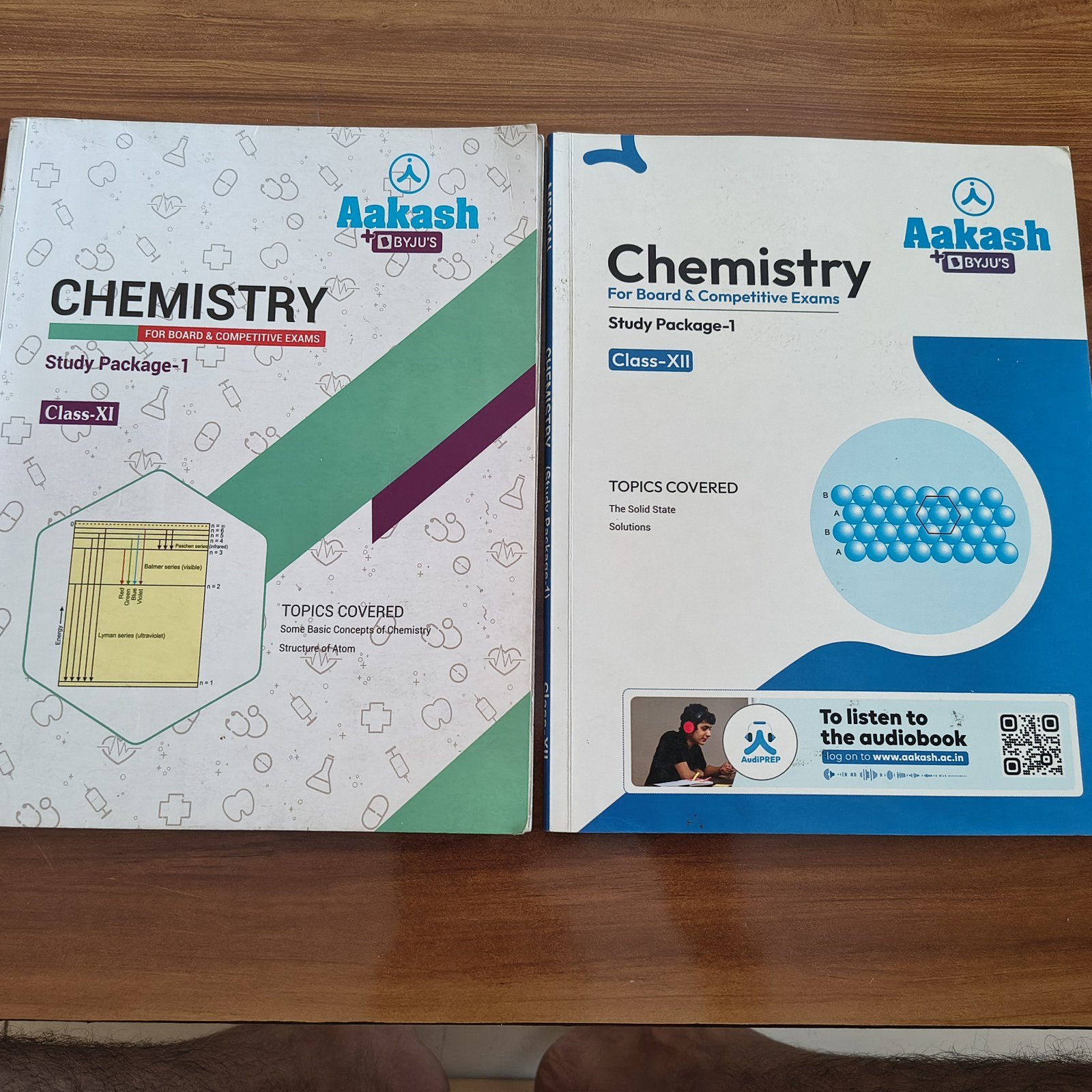 Aakash Coaching Class 11 & 12 NEET Study Material - Second Hand - Bookaao