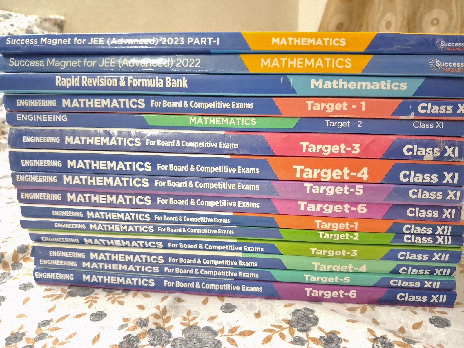 Aakash Jee Mains and Advance Module class: (11-12) - Second Hand - Bookaao