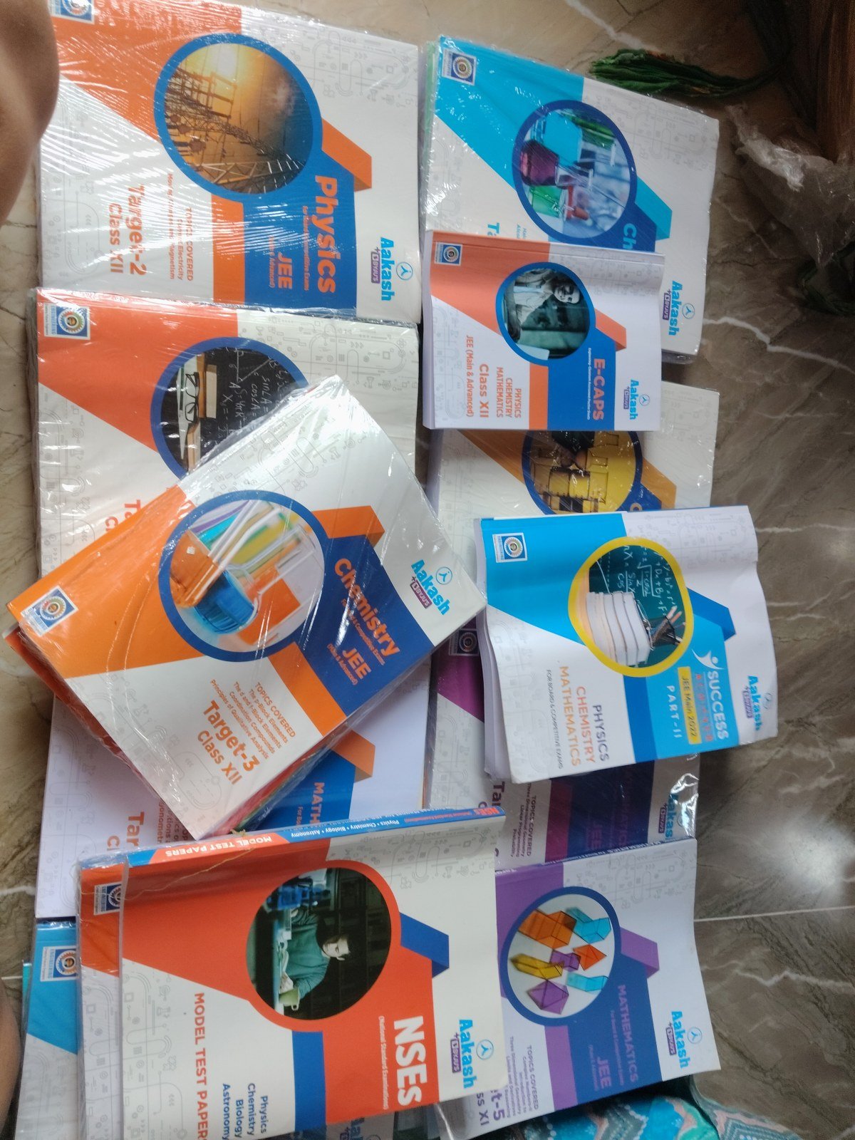 Buy New Aakash jee modules in कोटद्वार - Bookaao