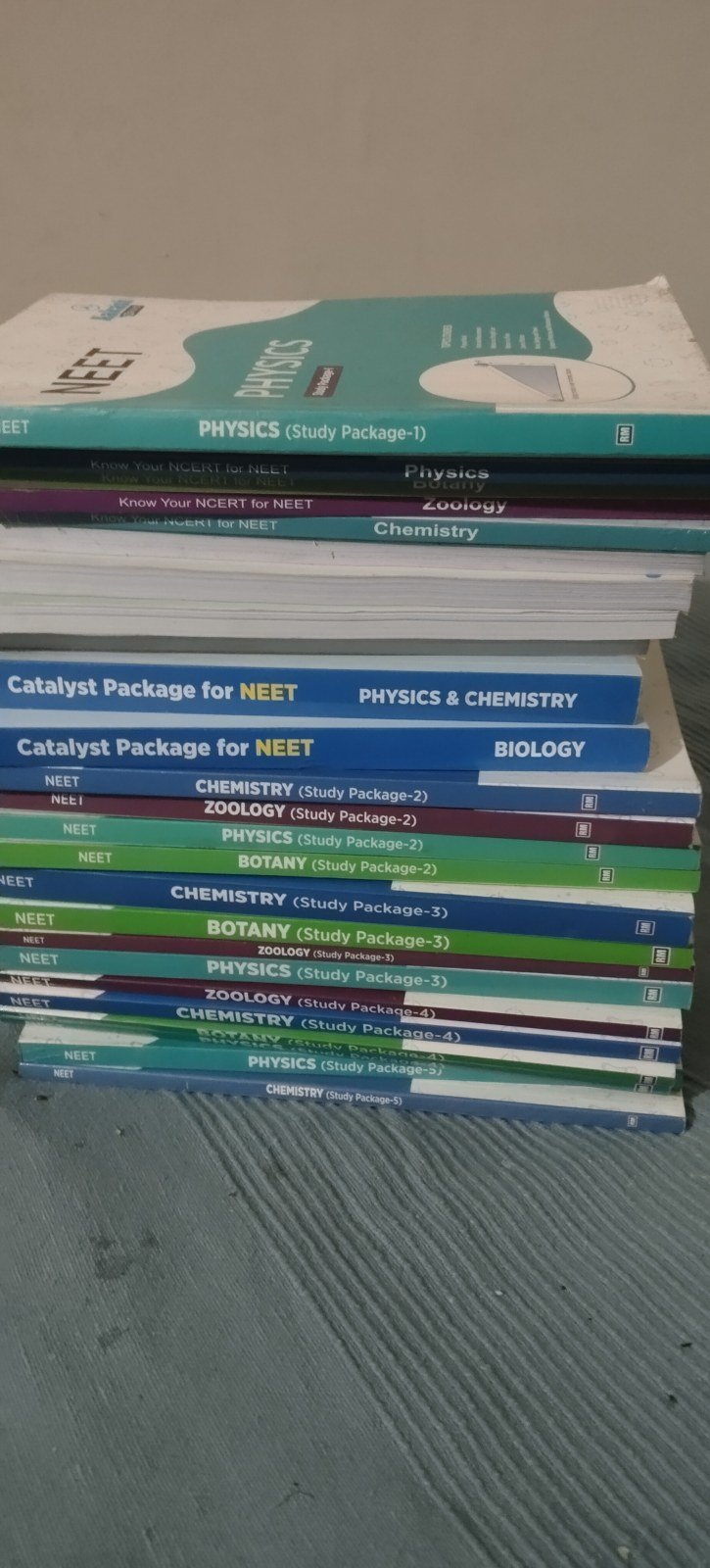 aakash module neet - New Book - Bookaao