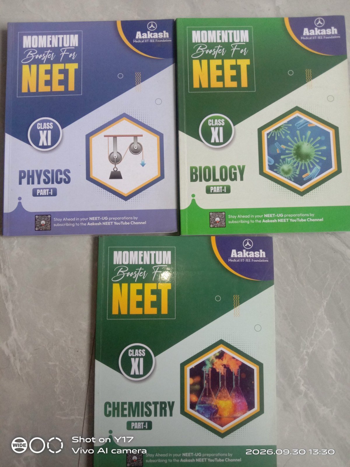 Aakash momentum booster class 11th - Second Hand - Bookaao