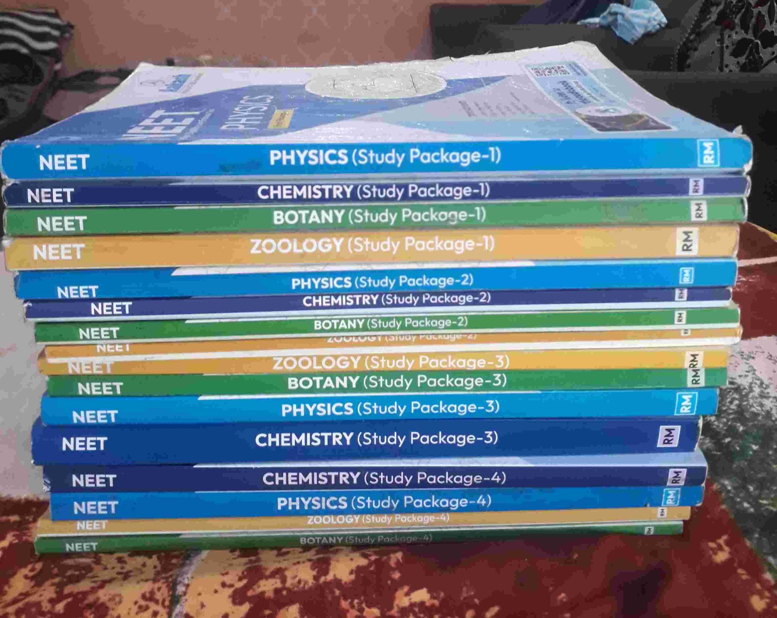 Aakash Neet Complete Module Set Untouched Set . - Second Hand - Bookaao
