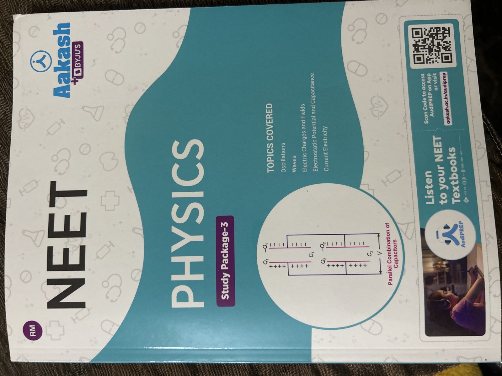 Aakash neet ug study material set - Second Hand - Bookaao