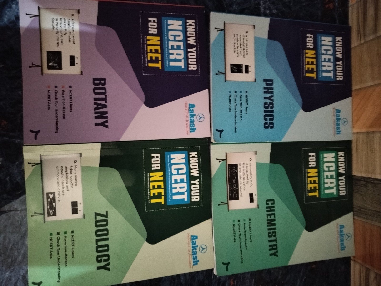 Aakash RM neet dropper module - Second Hand - Bookaao