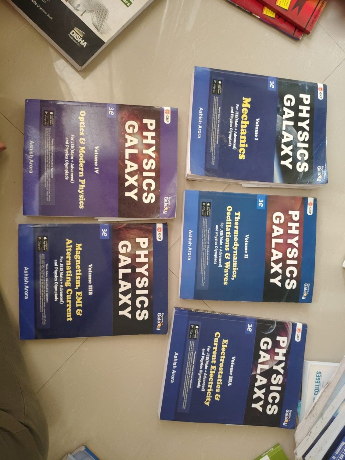 Aashish arora physics set of 5 books - Second Hand - Bookaao