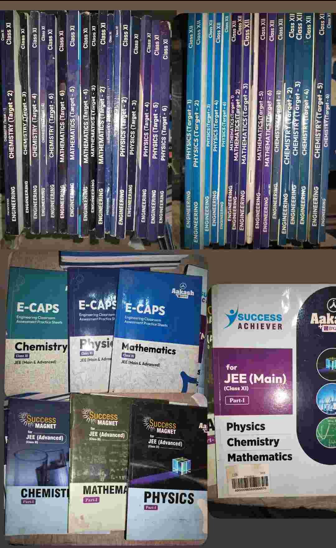 Akash jee mains advance class 11 and 12 combine - Second Hand - Bookaao