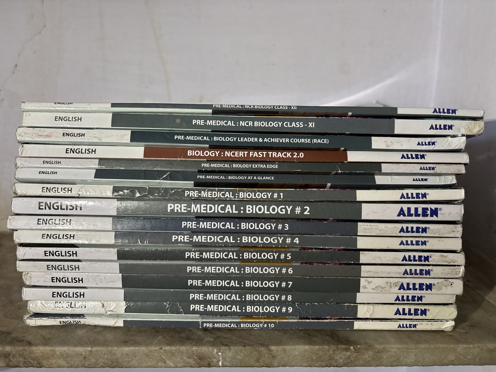 ALLEN BIOLOGY MODULES AND OTHER SUPPLEMENTS - Second Hand - Bookaao