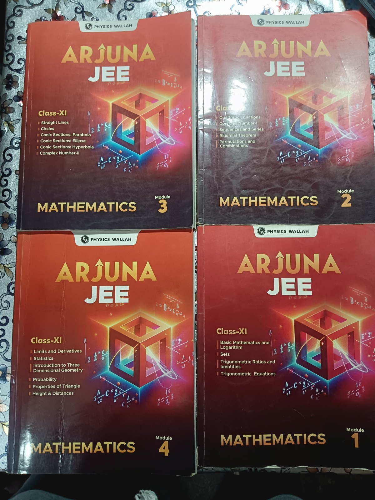 Anjuna jee  maths modules class 111 pw  (SET OF 4) - Second Hand - Bookaao