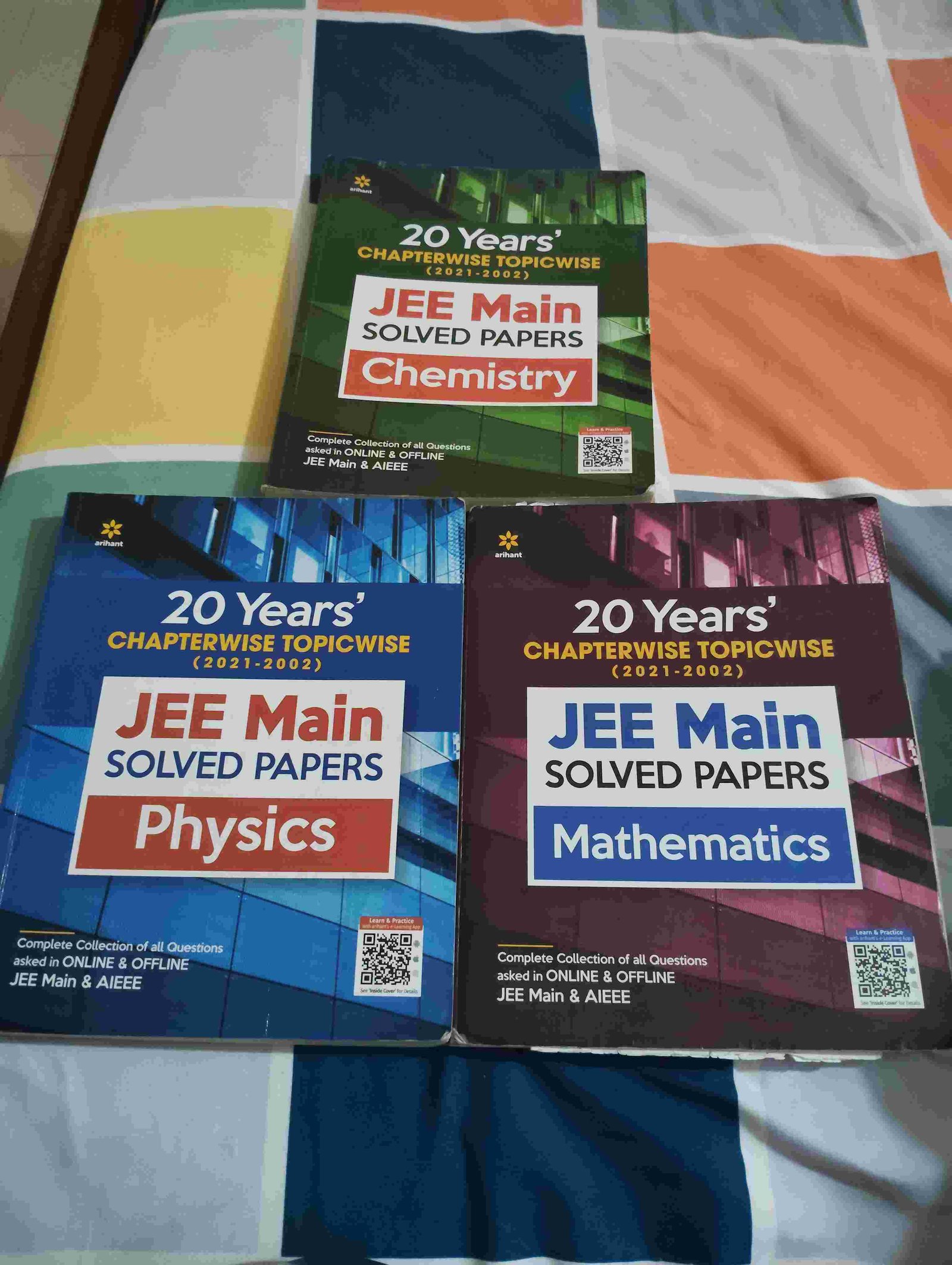Arihant 20 years jee mains topic wise pyqs - Second Hand - Bookaao