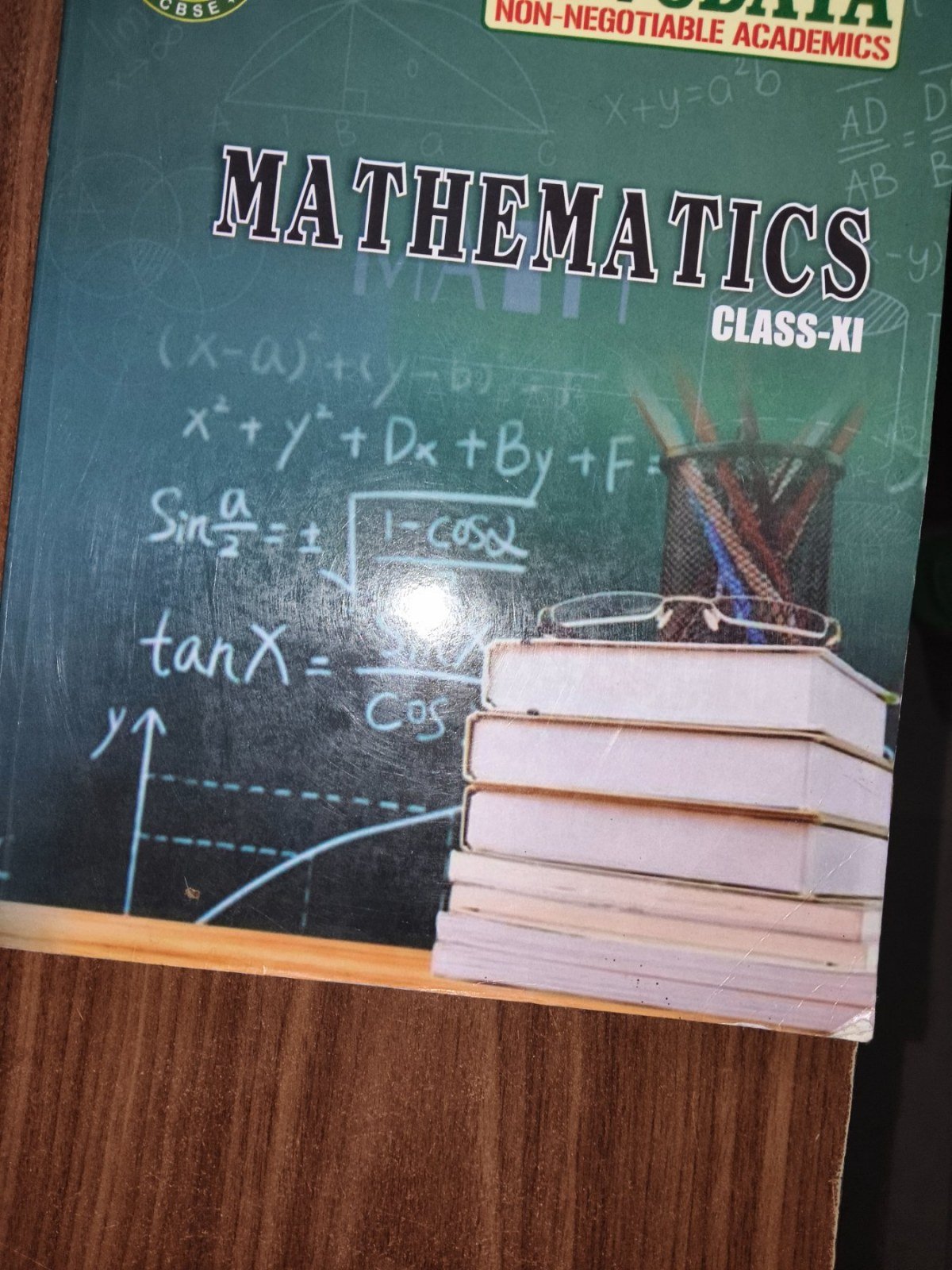 Arihant all in one mathematics Class 11 th - Second Hand - Bookaao