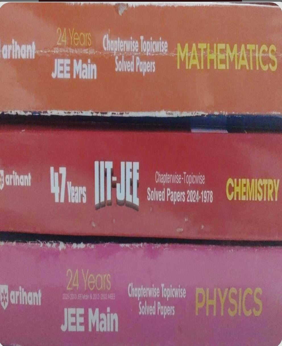 Buy Second Hand Arihant JEE Mains PYQ (3 books) in Bengaluru - Bookaao