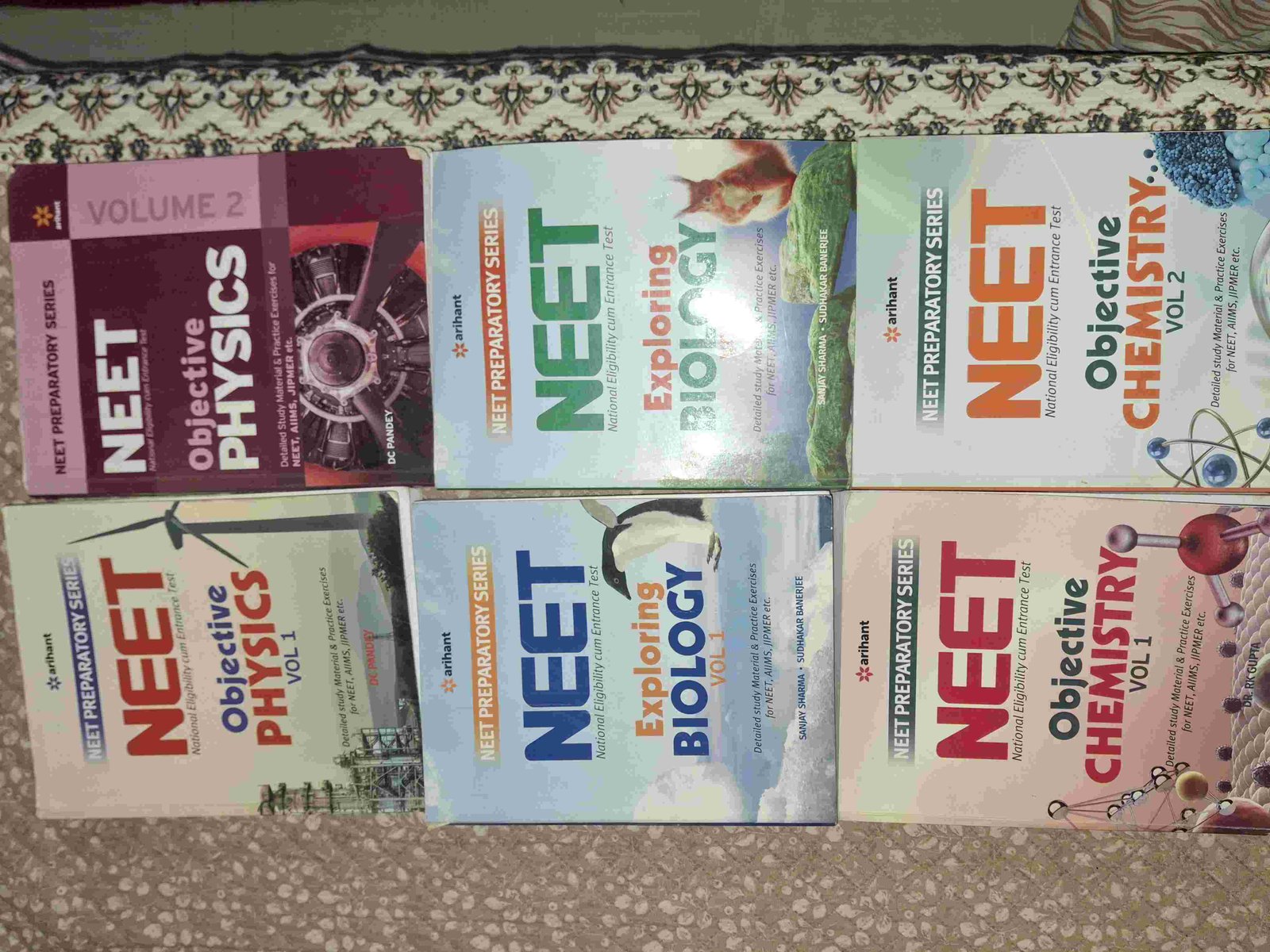Arihant neet preparation series - Second Hand - Bookaao