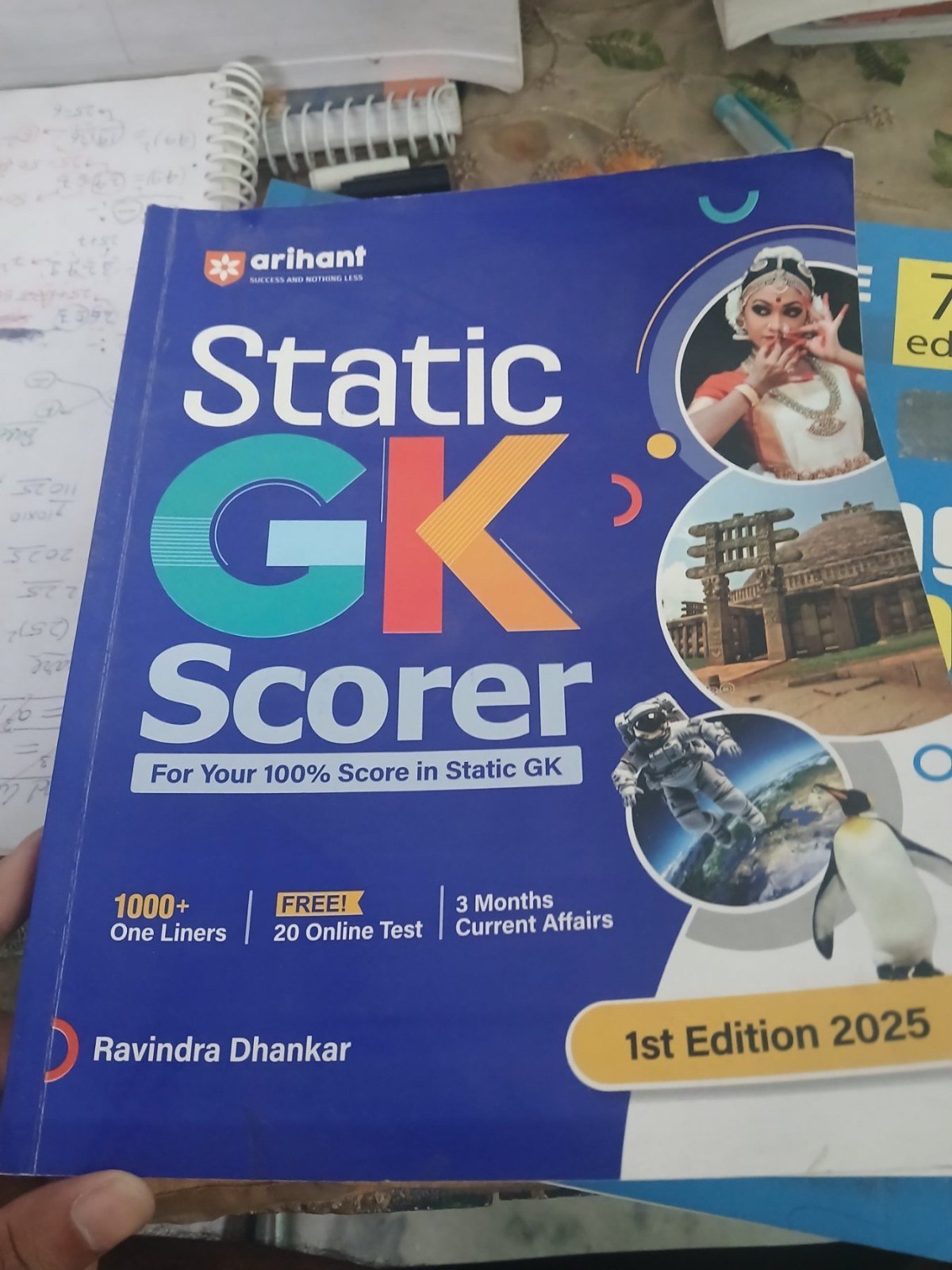 Arihant static gk  abd general studies - Second Hand - Bookaao