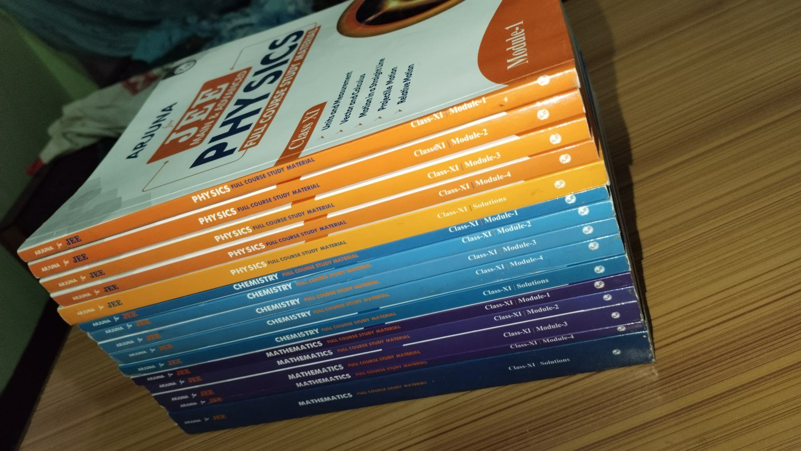 Arjuna for JEE MAIN & ADVANCED | Edition:2023-24 - Second Hand - Bookaao