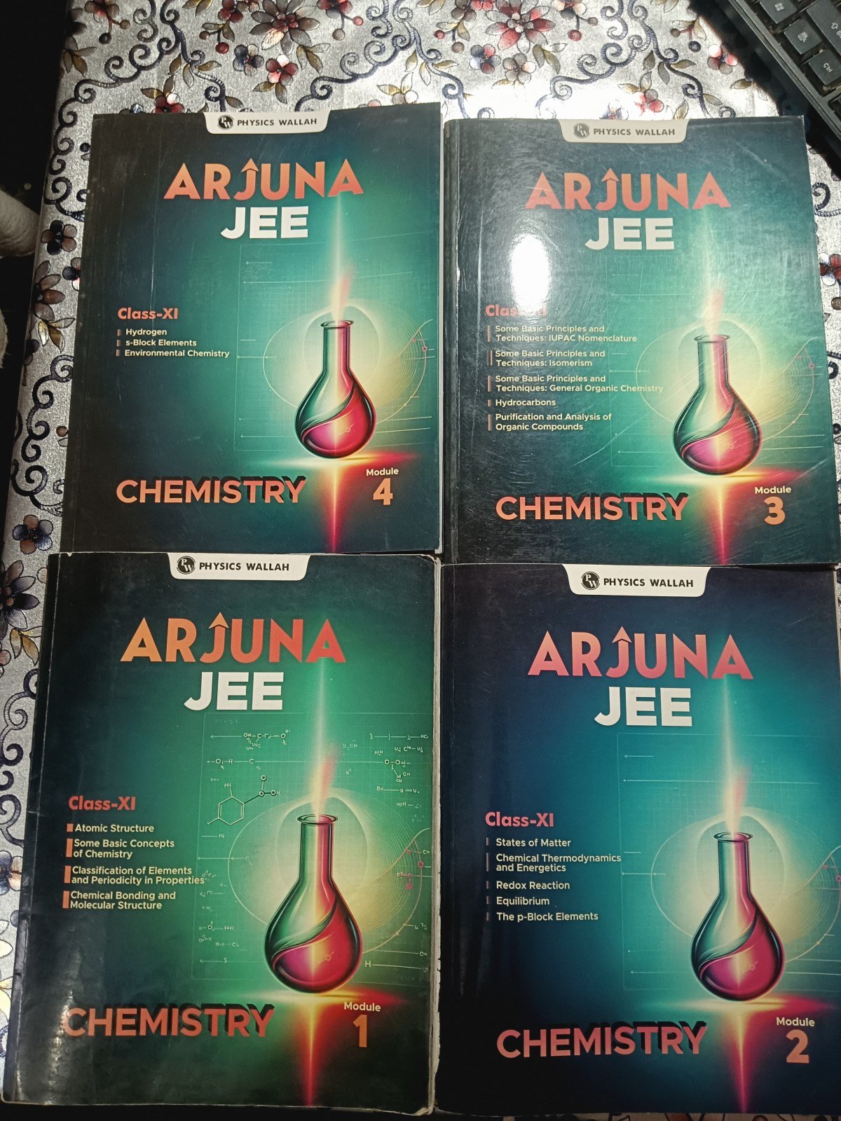 Arjuna jee chemestry class 11 modules  set of 4 - Second Hand - Bookaao