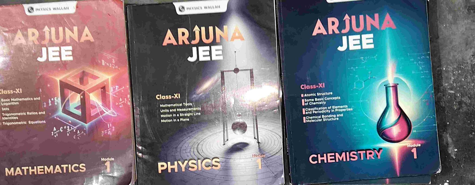 Arjuna jee mains and advanced module pe - Second Hand - Bookaao