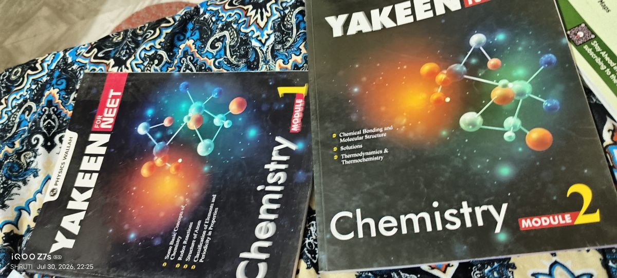Pw and Aakash  neet modules — Special Offer — Bookaao