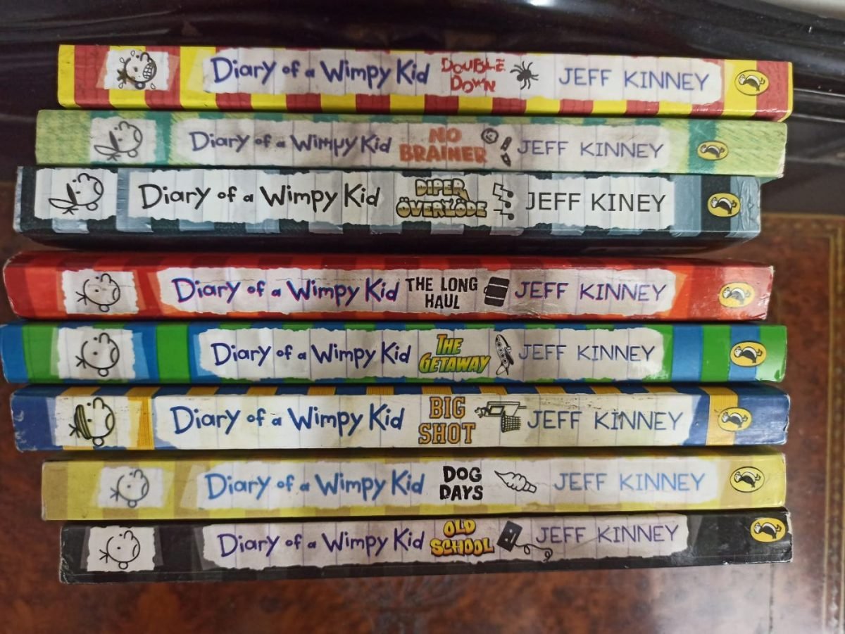 DIARY OF THE WIMPY KID ( STACK OF 8 ) — Special Offer — Bookaao