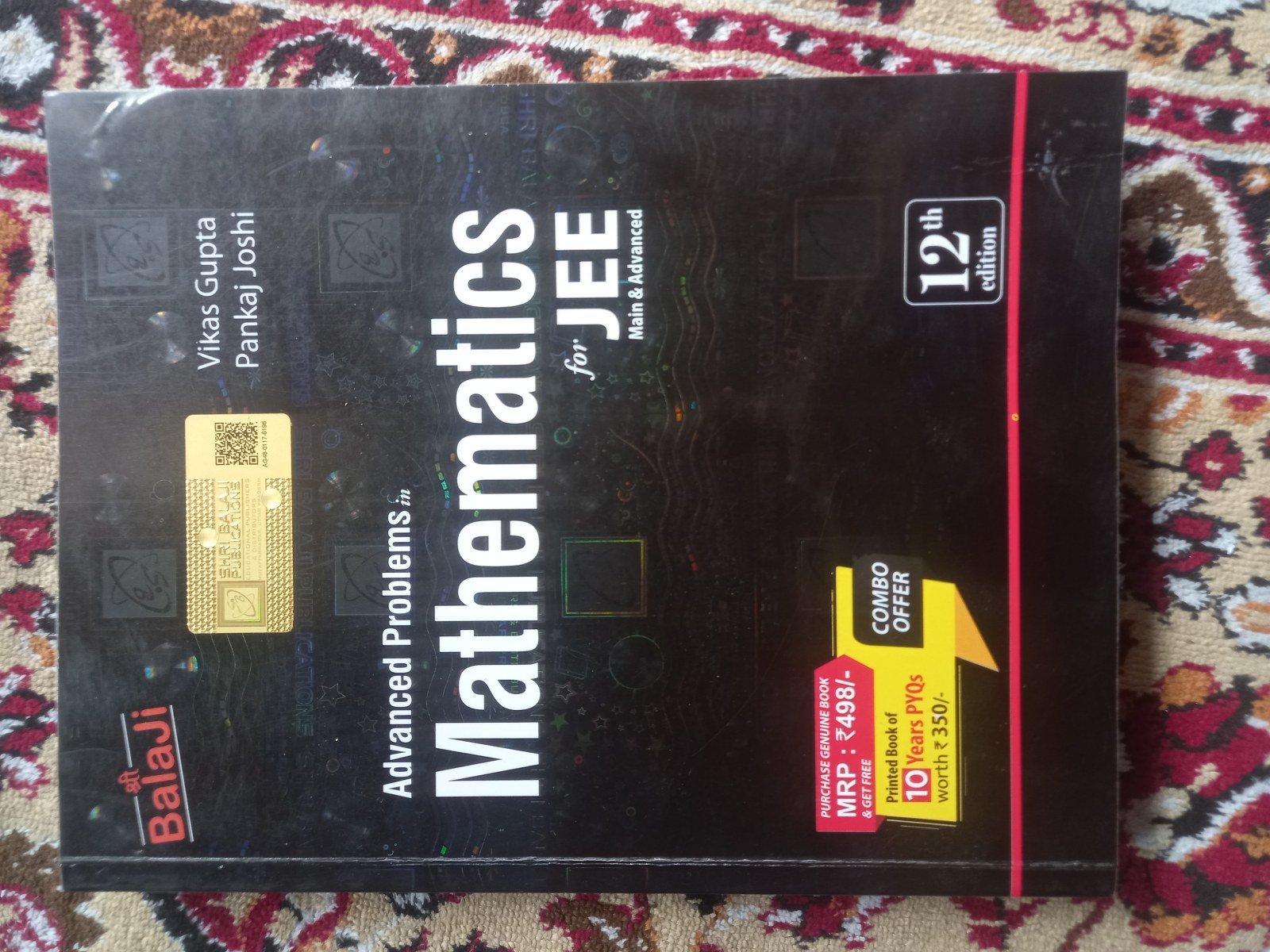 Buy New Black book jee mains and advance in Dachhawa - Bookaao