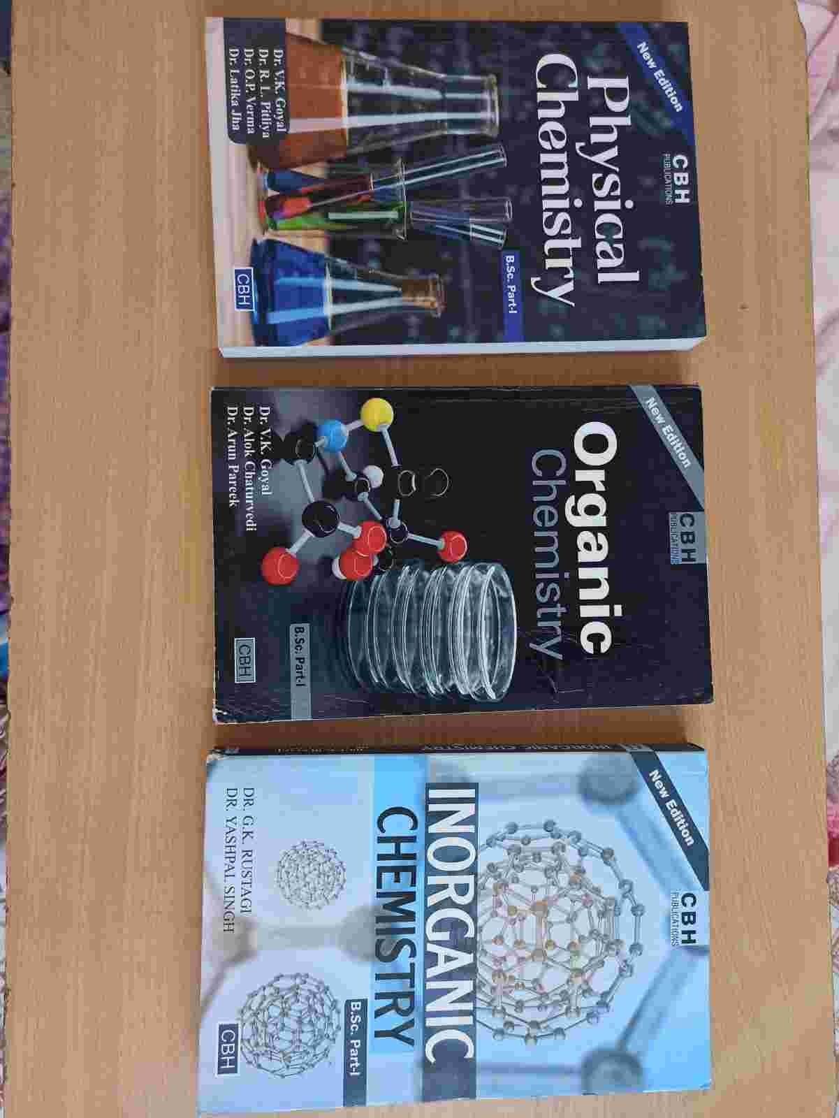 Buy New BSC PART 1 Complete Chemistry SET CBH/VK GOYAL in New delhi - Bookaao