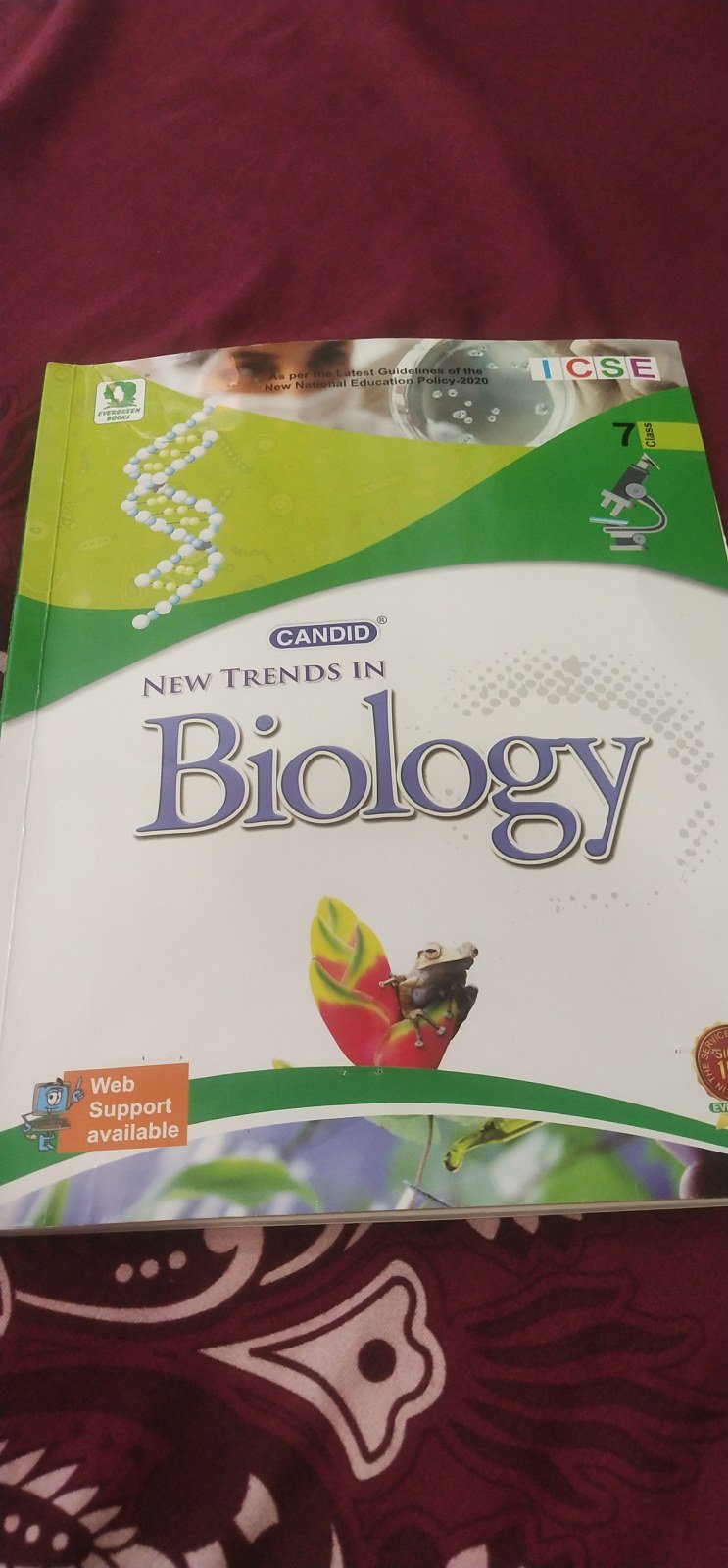 Candid new trends in Biology - Second Hand - Bookaao