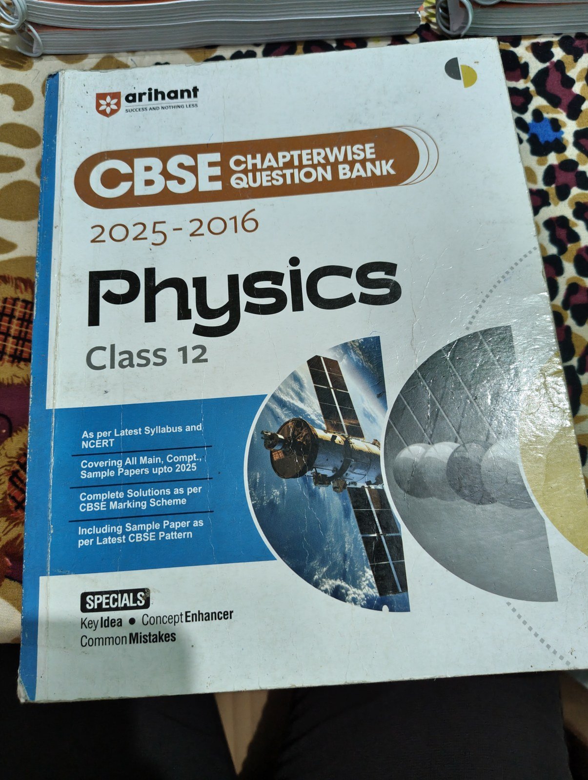 CBSE CHAPTER WISE physics 12TH - Second Hand - Bookaao
