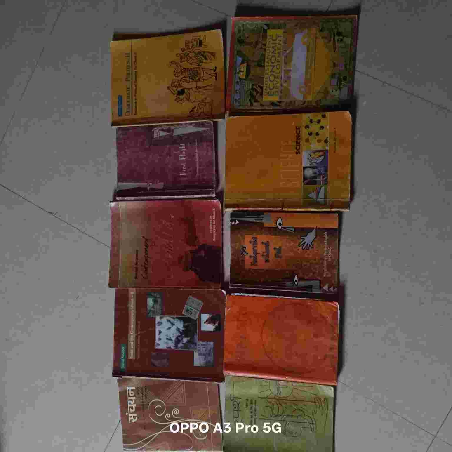 CBSE CLASSS 10TH BOOKS ALL SUBJECTS - Second Hand - Bookaao