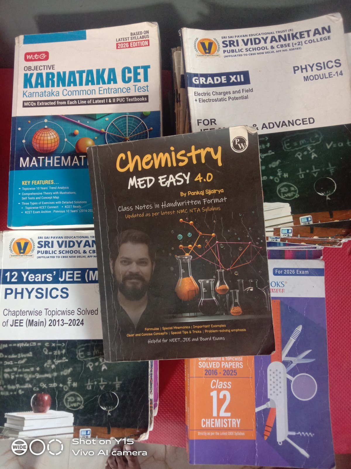 Cengage(JEE Mains+PYQ)+MTG kcet+limited PW+oswaal - Second Hand - Bookaao