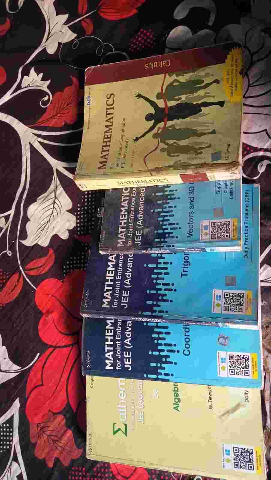 Cengage mathematics jee advanced book - Second Hand - Bookaao