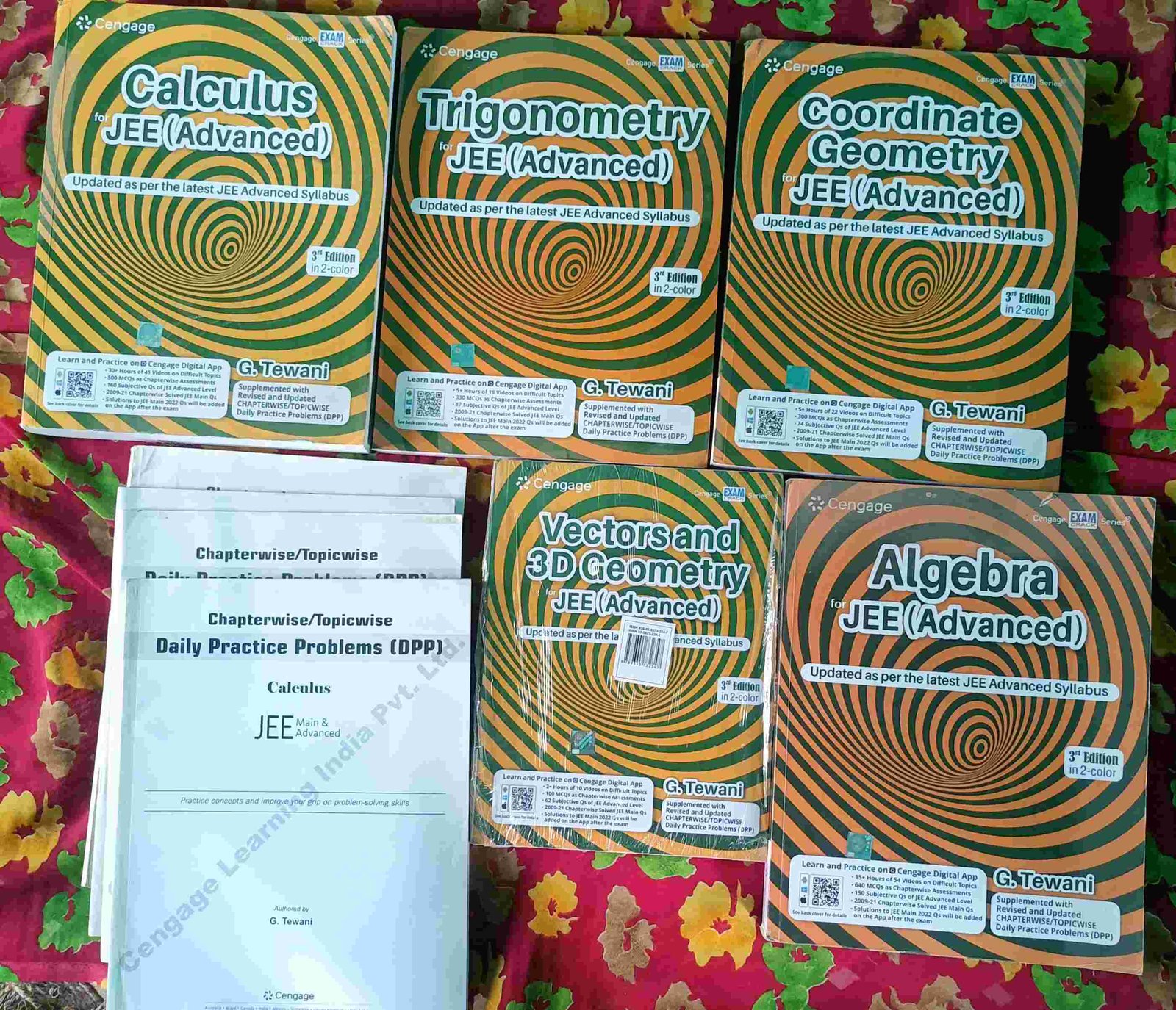 Cengage maths books (all 5 books including dpps) - Second Hand - Bookaao