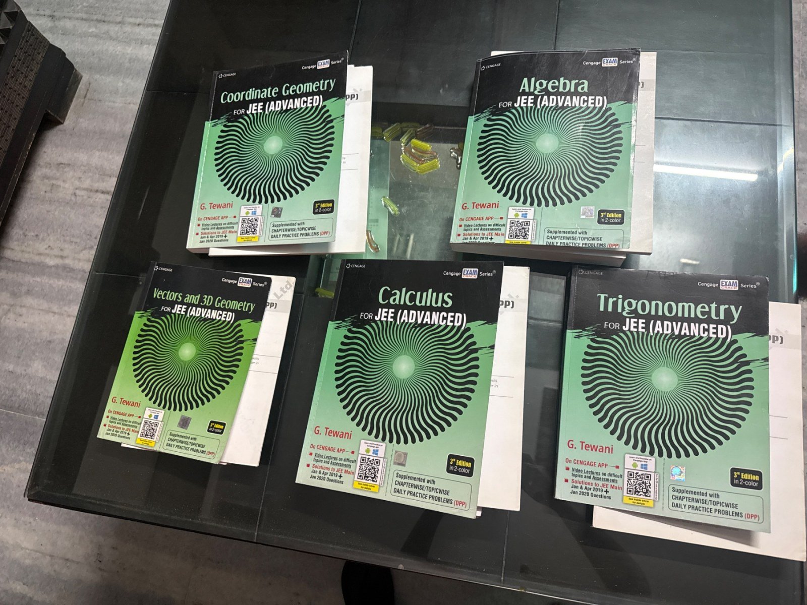Cengage Maths JEE Advanced Set - Second Hand - Bookaao