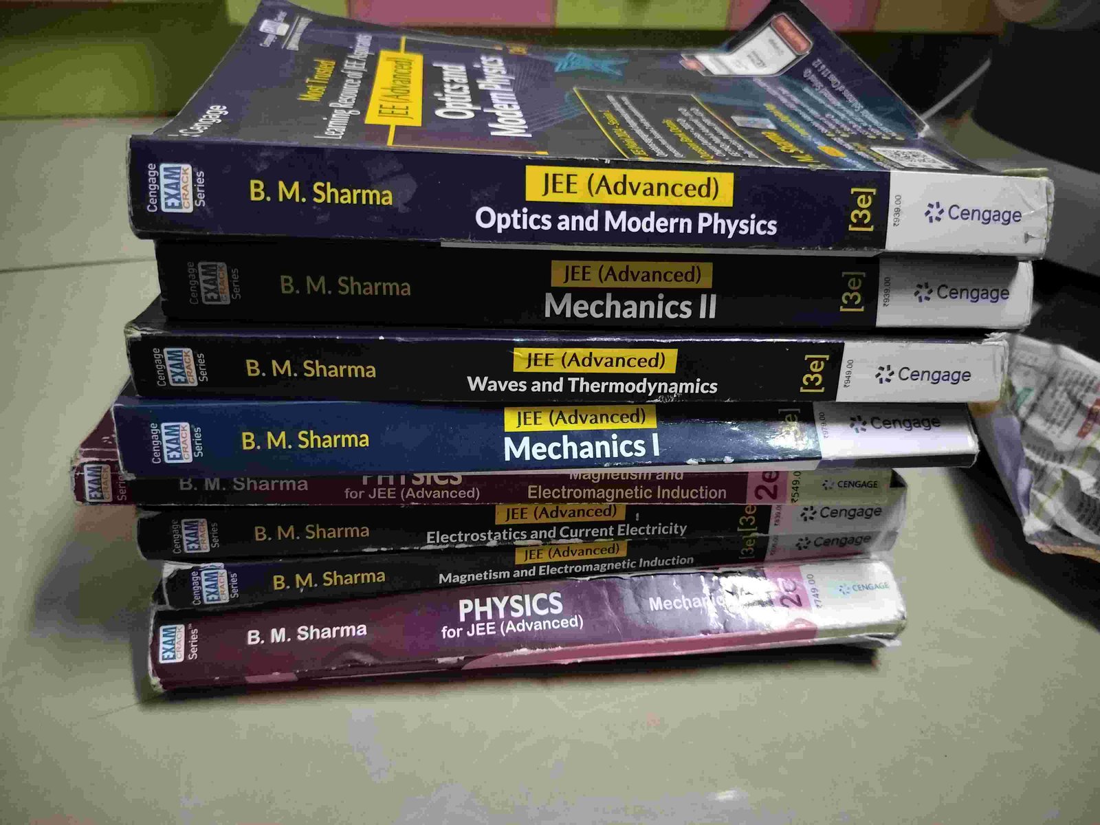 Cengage physics books - Second Hand - Bookaao