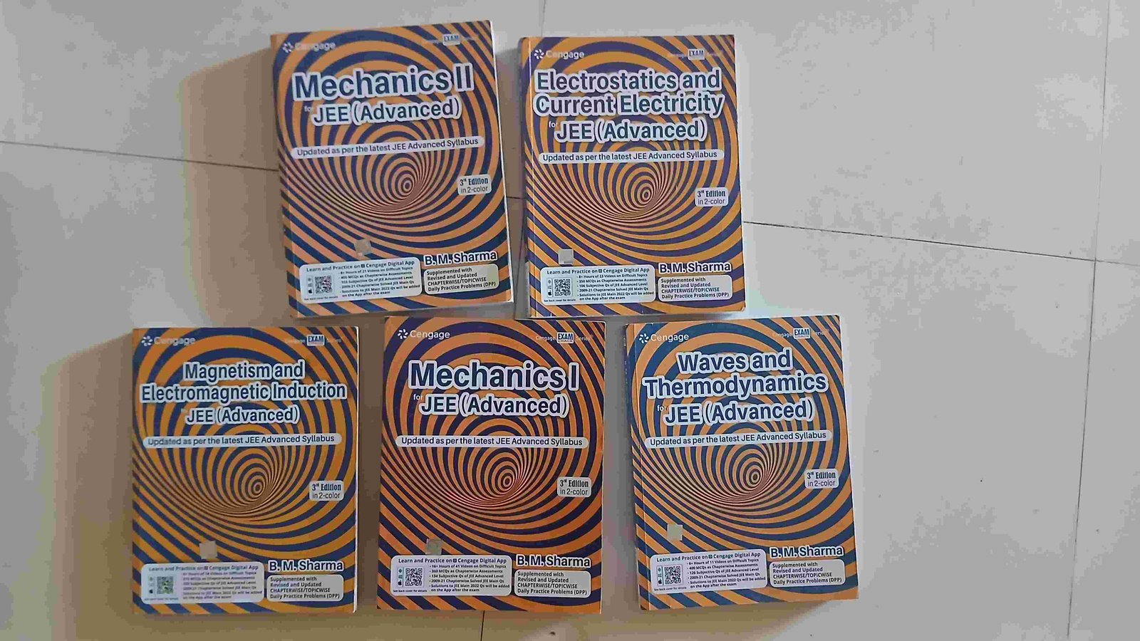 Cengage Physics Full set - Second Hand - Bookaao
