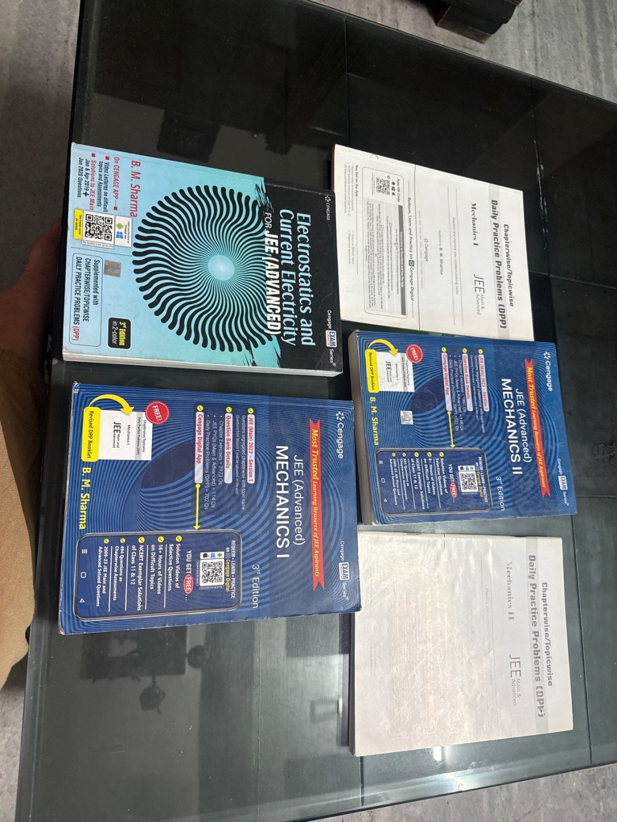 Cengage Physics JEE Adv - Second Hand - Bookaao