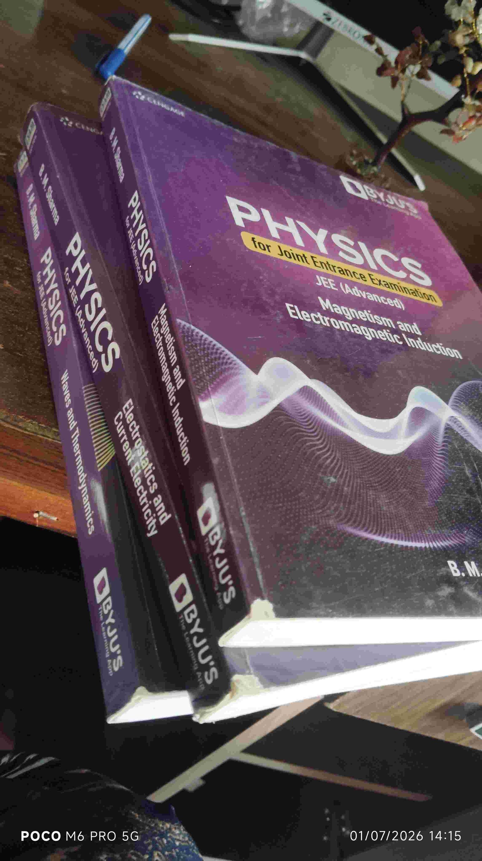 Cengage Physics JEE (Set of 3 Books) - Second Hand - Bookaao