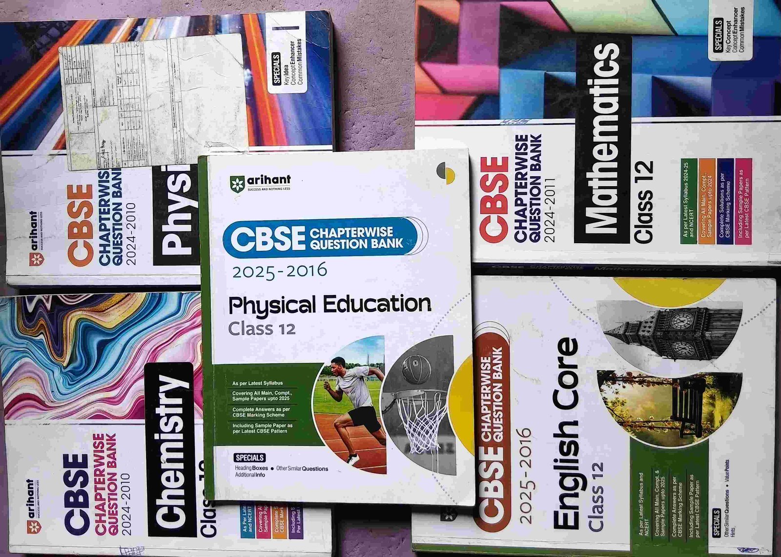 Chapter wise pyq ( class 12 cbse ) 2025-2016 - Second Hand - Bookaao